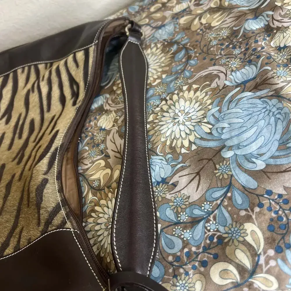 PUNTOTRES MADE IN Spain ANIMAL HAIR Leather SHOULDER BAG PURSE Fall Trend